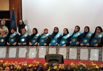 دومین آیین تجلیل از مادران نمونه 