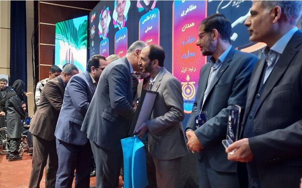  اختتامیه دهمین جشنواره کشوری نوجوان خوارزمی در مشهد