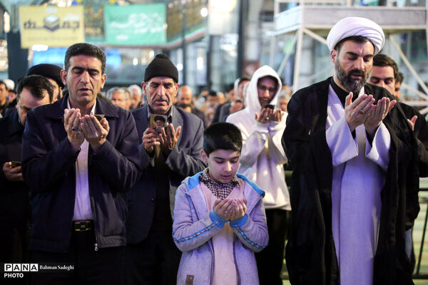اقامه نماز عید سعید فطر - اصفهان