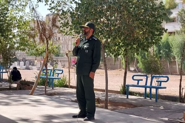 آیین غبارروبی و عطر افشانی مزار شهدا