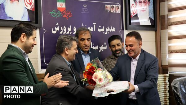 تقدیر از برترین‌های پرورشی پاکدشت 