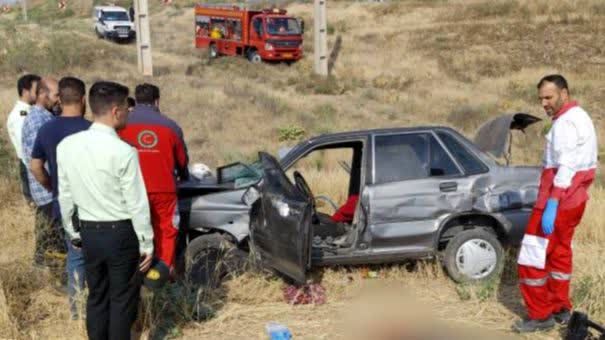 5  مصدوم و یک جان‌باخته بر اثر واژگونی سواری پراید در جاده زنجان_بیجار