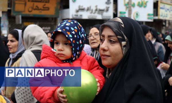 حضور پرشور مردم پاکدشت در راهپیمایی ۲۲ بهمن 