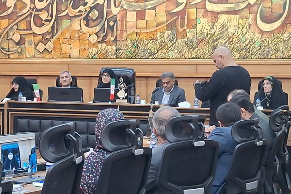 آموزش خانواده مهمترین راه حل در تربیت دانش‌آموزان