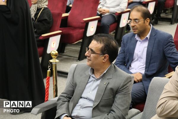 آغاز طرح «هر دانش‌آموز، یک مهارت» و تجلیل از برگزیدگان جشنواره نوجوان خوارزمی در مشهد