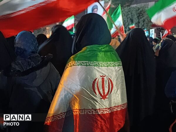 اجتماع حماسی مردم بصیر نیشابور در بلوار فضل