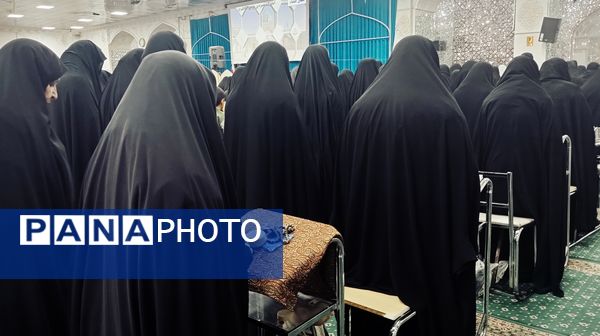 حضور پر شور مردم در نماز جماعت