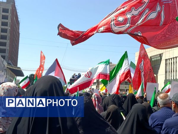 راهپیمایی جمعه خشم و نصر با حضور پرشور مشهد مقدس برگزار شد
