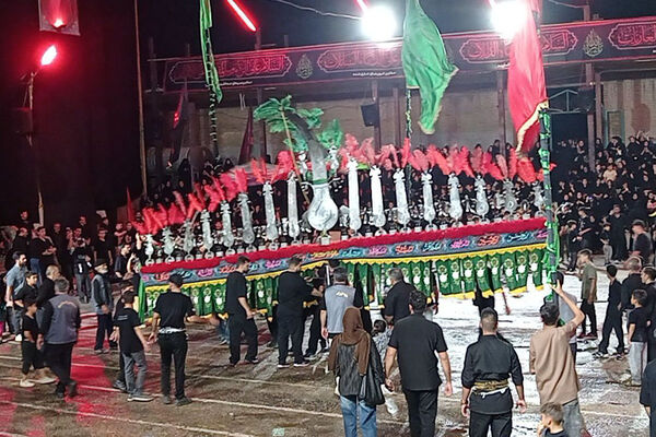 صبح و شب تاسوعا؛ تجلی شور حسینی در حسینیه بزرگ جاجرم