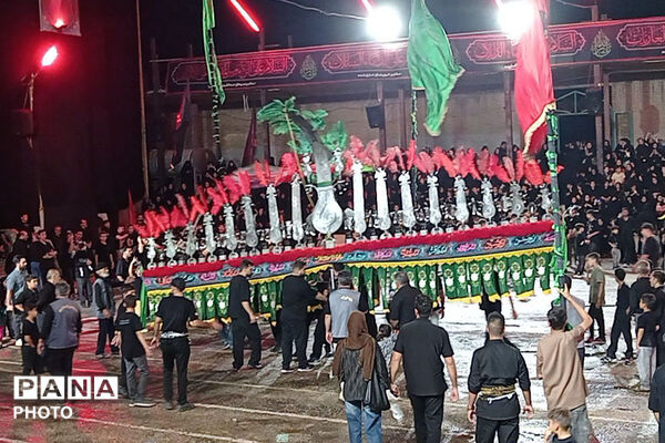 صبح و شب تاسوعا؛ تجلی شور حسینی در حسینیه بزرگ جاجرم