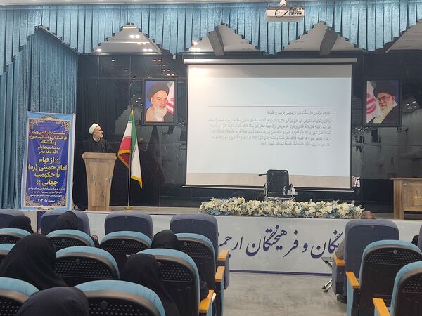 روایت مهدویت فرهنگیان بوشهر در روزهای دهه فجر