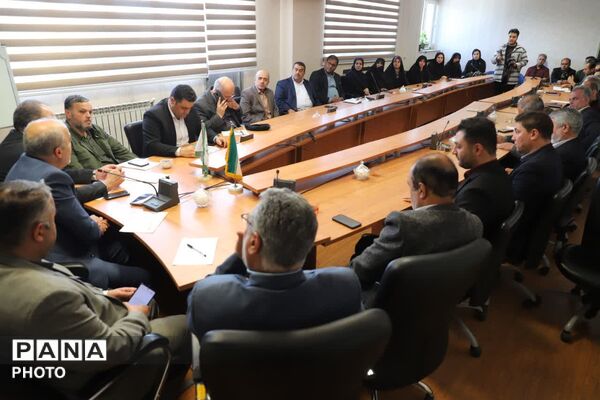 بازدید میدانی مدیرکل آموزش و پرورش آذربایجان شرقی از قطب صنعتی سردرود