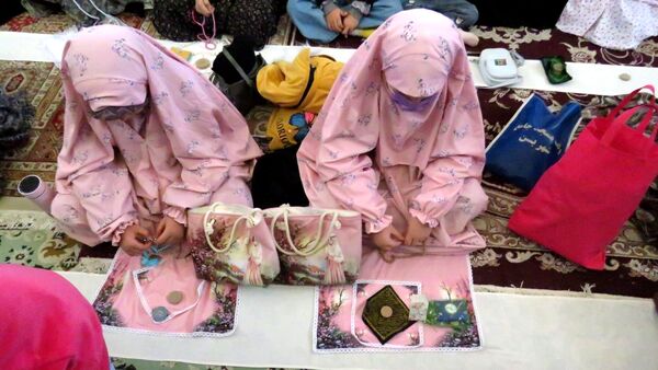 دهه نودی‌ها در نماز عبادی سیاسی جمعه
