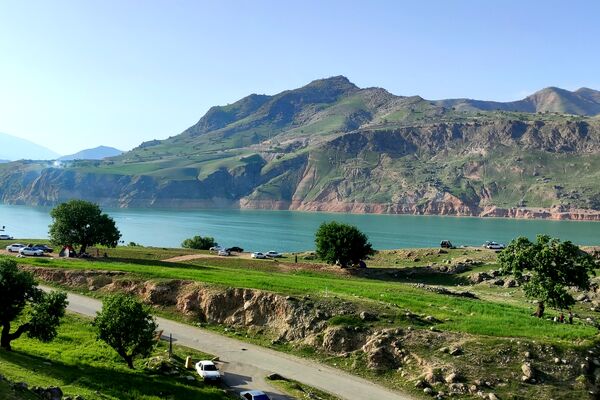 بهار، آغاز دوباره‌ی زندگی طبیعت 