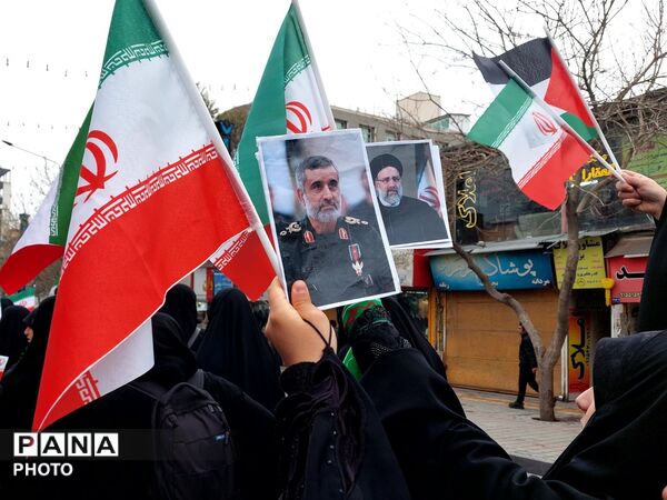 اجتماع نوجوانان تشکل های دانش‌آموزی در مشهد