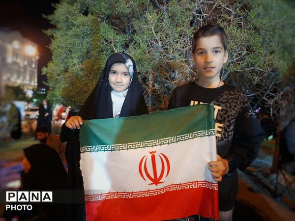 آیینه امید در اجتماعات مشهد