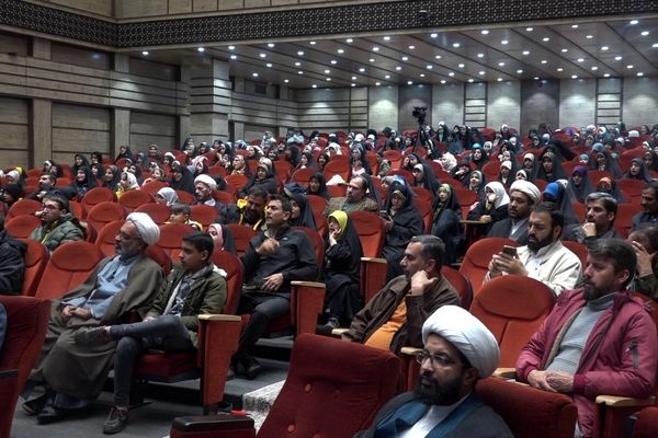 رونمایی از نرم افزار قرآنی «حافظ شو» ویژه نوجوانان در قم