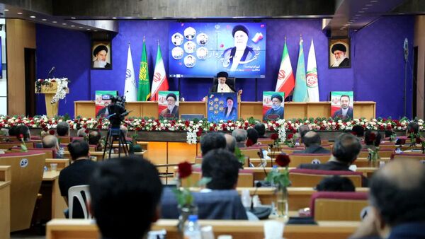 مراسم بزرگداشت استاندار شهید پرواز اردیبهشت در قم