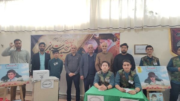 انتخابات شورای دانش‌آموزی در دبیرستان پسرانه امام حسین(ع) کاشمر