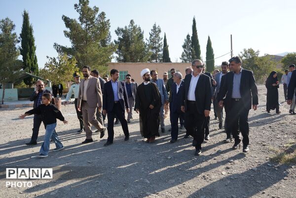 بازدید وزیر آموزش و پرورش از اردوگاه الغدیر شهرستان نهبندان