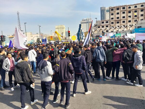 راهپیمایی 13آبان در میدان بسیج مشهد