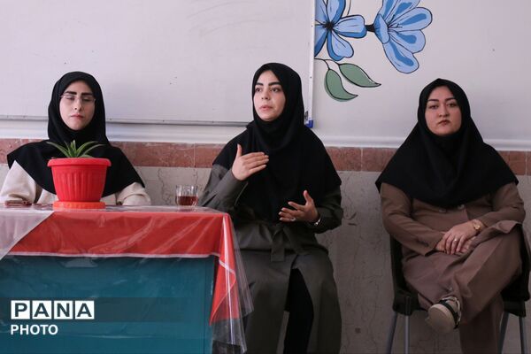 «یک روز با هنرستان مــــن» در هنرستان شهید سادلجی شهرستان کبودراهنگ 