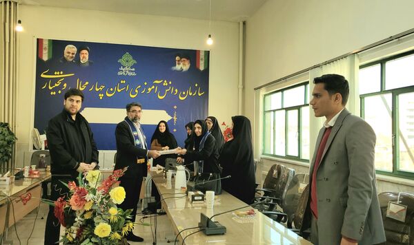 قاب‌هایی به یادگار از مدیر کل سابق استان چهارمحال و بختیاری