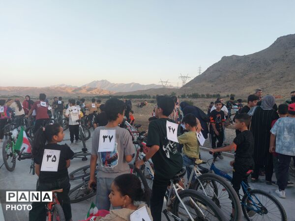 برگزاری همایش دوچرخه‌سواری به مناسبت عید سعید غدیرخم در حاجی‌آباد