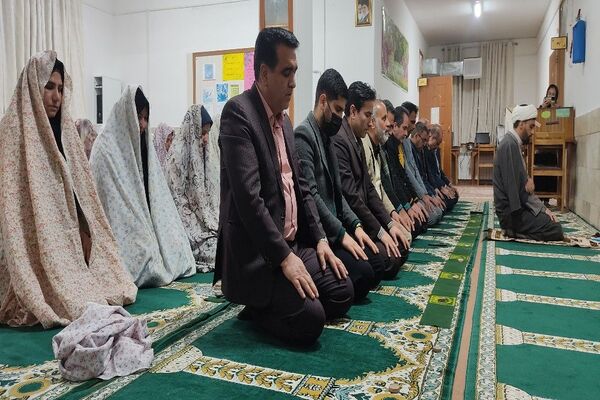 اجلاس استانی ویژه مدیران دبیرستان‌های نمونه دولتی و شبانه‌روزی استان خراسان رضوی در دبیرستان دخترانه شهید مجید دهنوی