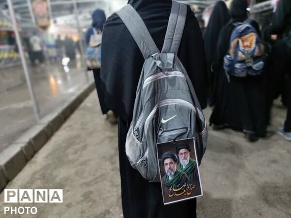 خدمت به زائران اربعین کوچک و بزرگ نمی شناسد