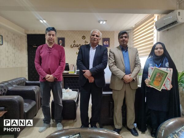 آیین تجلیل و تقدیر از دانش آموزان  خبرنگار خبرگزاری پانا ناحیه۳