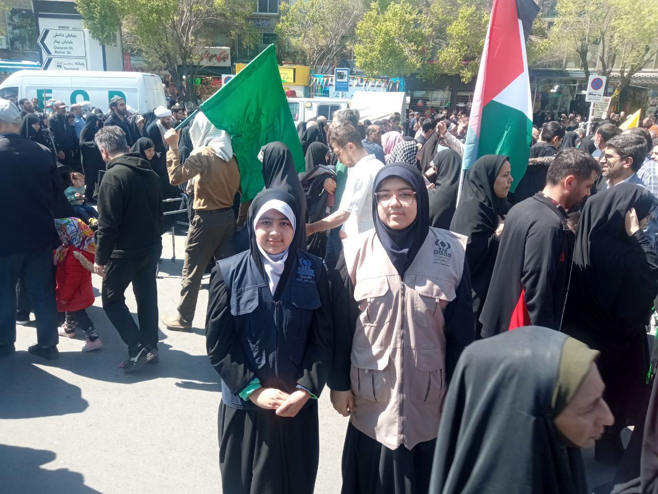 حضور پرشور مشهدی‌ها در راهپیمایی روز قدس؛ فریاد حمایت از فلسطین