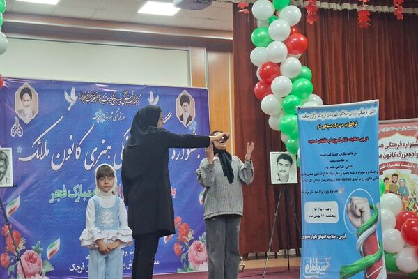 برگزاری جشنواره فرهنگی- تربیتی، هنری خانواده بزرگ کانون ملائک قرچک