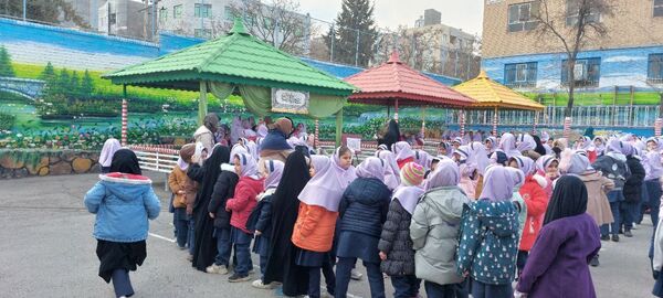 برپایی موکب حضرت رقیه(س) در دبستان شاهد تحقیقی ناحیه۶