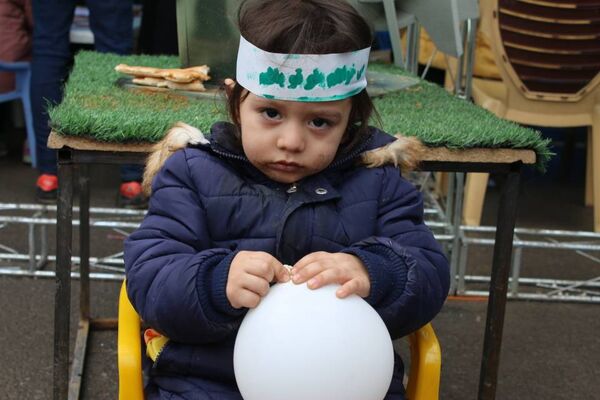 شادپیمایی خانوادگی جشن نیمه شعبان در قم