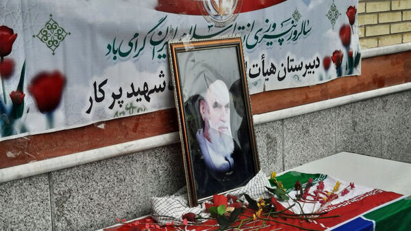 جشن انقلابی و جهاد تبیین در دبیرستان فرهنگ شهید پرکار مراغه