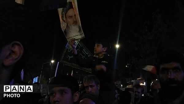 شهید هوا و فضا مهمان اجتماع مردم نیشابور شد 