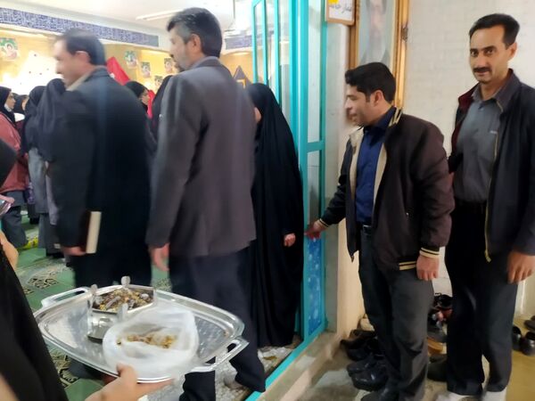 یادواره شهدای دانش‌آموزی در مدارس پسرانه و دخترانه اقلید  