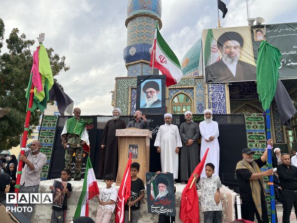 بیعت مردم جزیره قشم با آیت‌الله سید مجتبی حسینی خامنه‌ای 