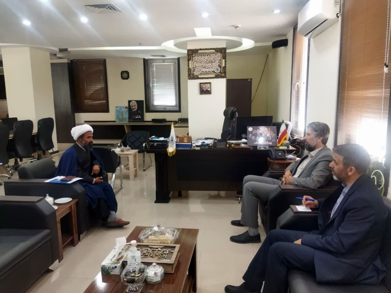 از ظرفیت مرزنشینان در توسعه اقتصادی مرز ماهیرود استفاده شود