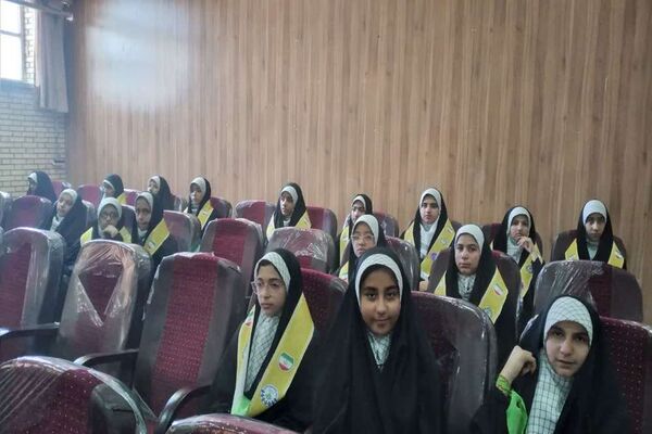 مانور یاوران انقلاب در ماهان 
