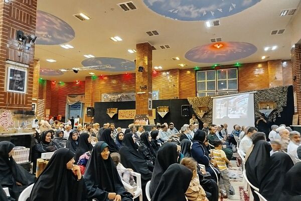 برگزاری مراسم شب خاطره و یاد یاران ۱۳؛ در بوستان حضرت ولیعصر