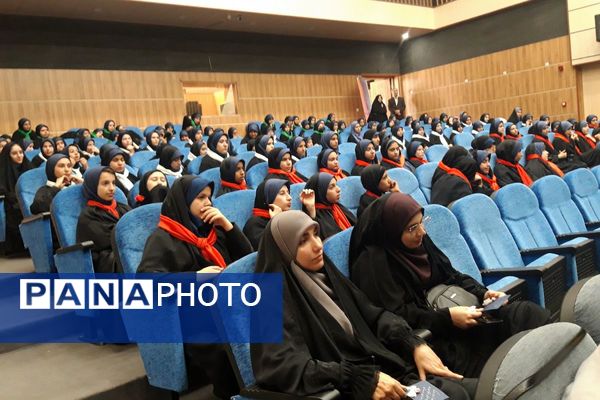 یادواره شهدای جنگ دوازده روزه در سالن ارشاد اسلامی شهرستان قدس