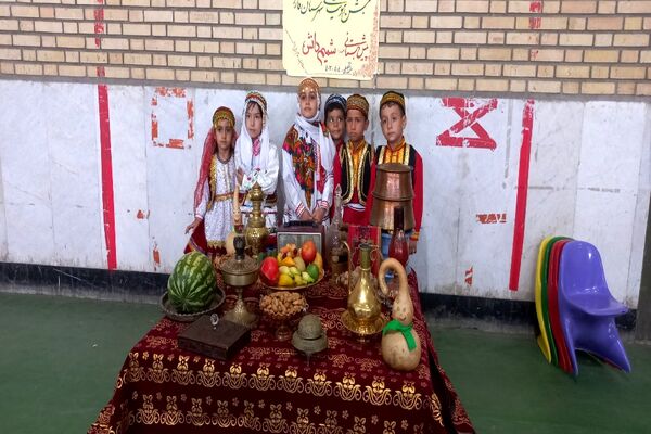 برگزاری جشنواره هویت‌های ملی اسلامی کودکستان‌های شهرستان فاروج
