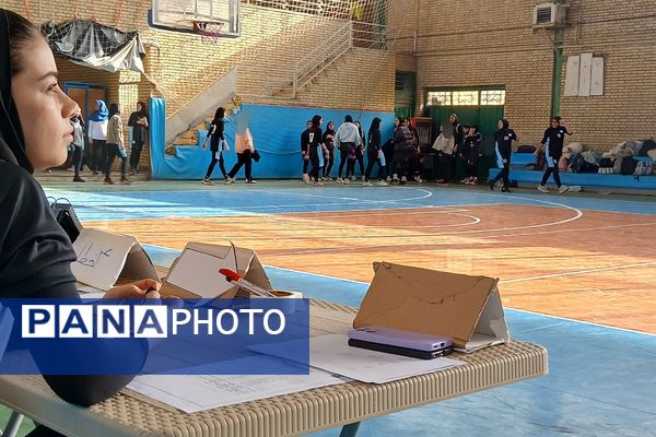 آغاز مسابقات استانی بسکتبال دختران شهرستانهای تهران در کهریزک 