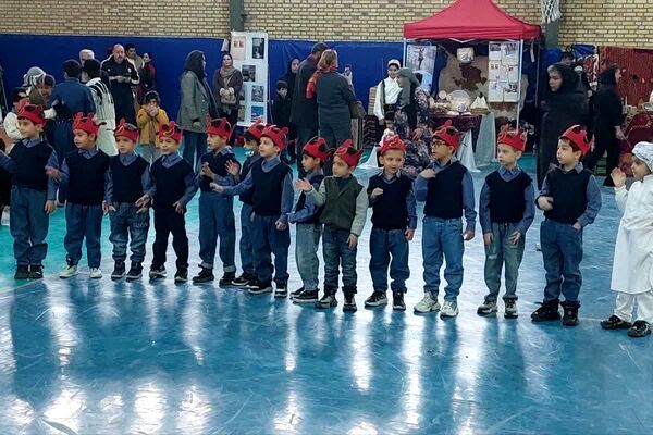 یلدایی به یاد ماندنی در مدرسه البرز رودهن
