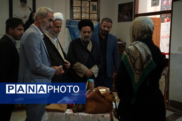افتتاحیه نمایشگاه «سیمای حضور، جمعه نصر»