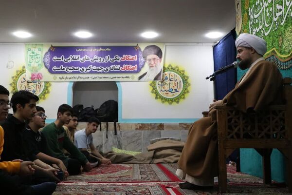 اعتکاف دانش آموزی در مساجد لنگرود