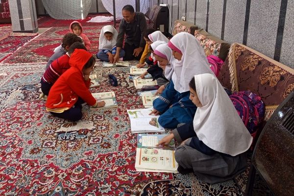 نمی‌توانیم اجازه دهیم شرایط سخت، مسیر یادگیری دانش‌آموزان را متوقف کند