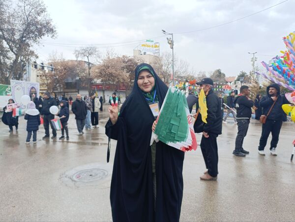 حضور چشمگیر مردم بجنورد در راهپیمایی ۲۲ بهمن